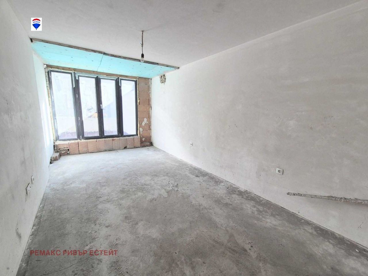 Продава се Двустаен апартамент в Русе, Център - 74 кв.м за 1609 €/кв.м - Снимка #1