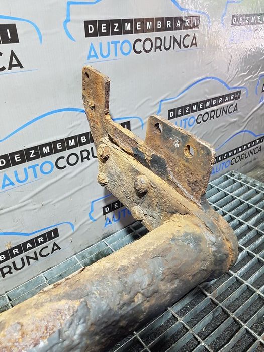 Carlig remorcare Toyota Hilux 2010 - 2015 SUV 4 Usi (671)