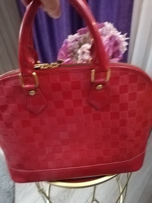 Geanta Louis Vuitton Alma