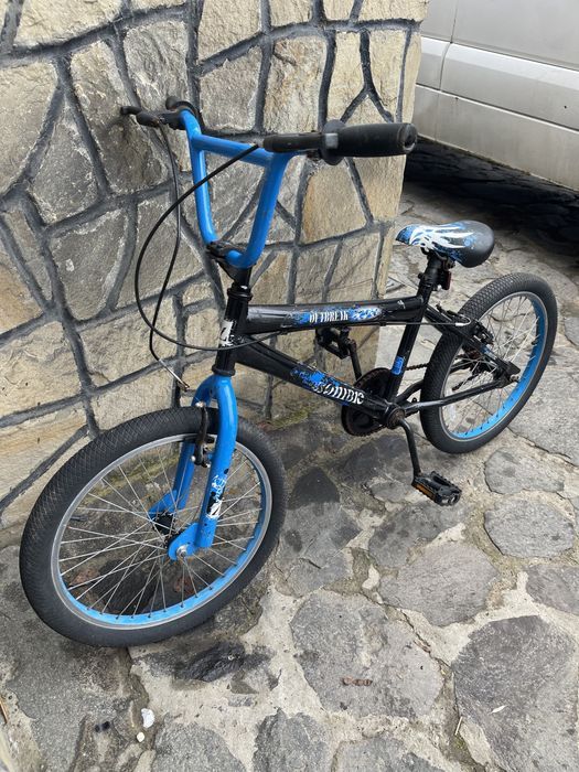 Bicicleta Bmx jumper Zombie roti 20”