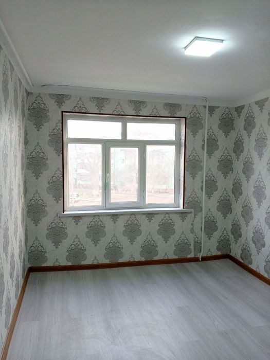 Uy sotiladi  1 honali BALKON yo