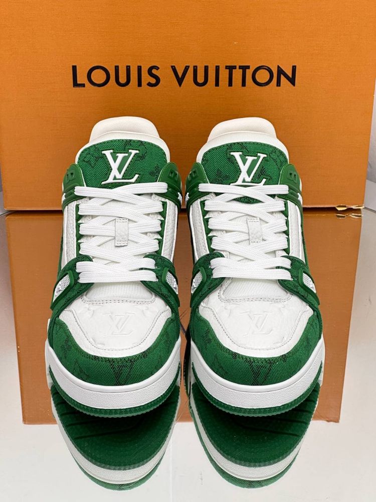 Louis Vuitton Trainers Premium full box