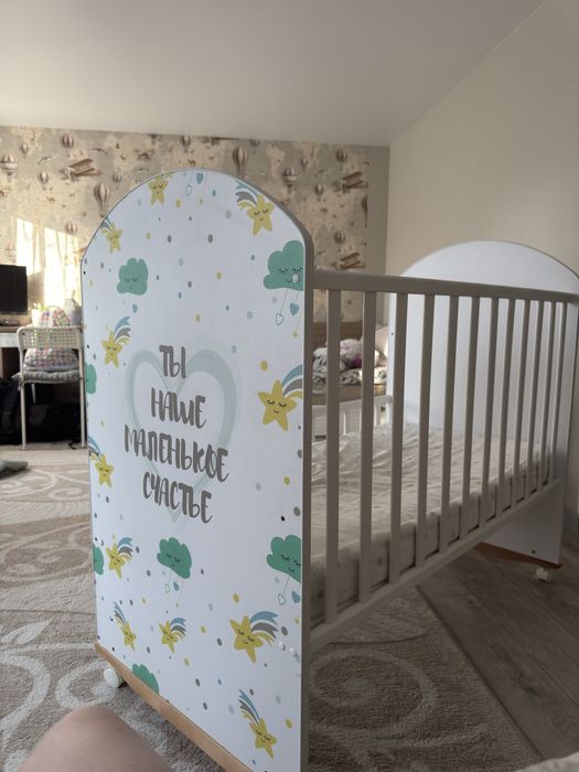 Продам детскую кровать в отличном состоянии