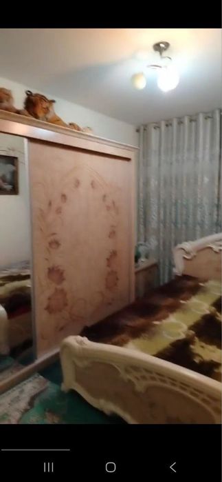 продается квартира 3/5/5 город наваи