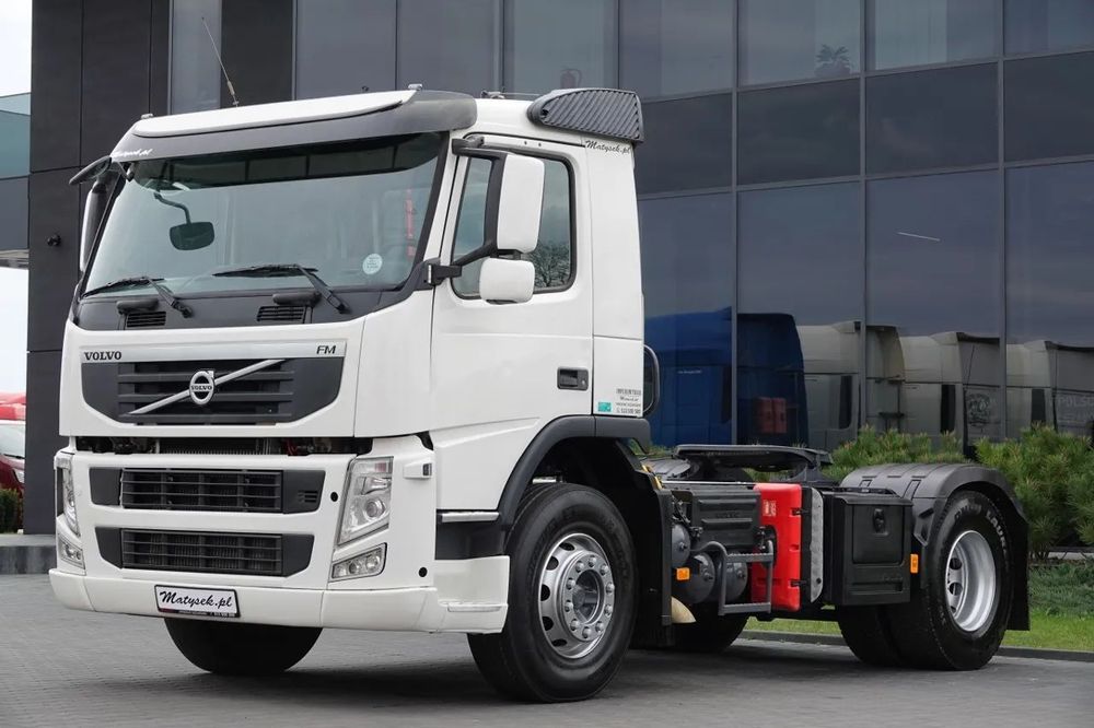 Volvo FM 380 / FULL ADR / LOW KILEAGE / IMPORTAT