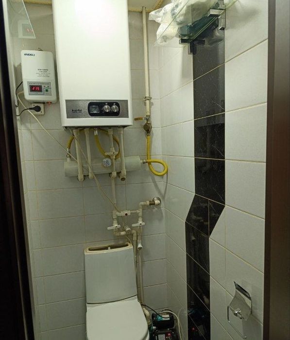 Bektemir post gai yonida 2 xonali uy