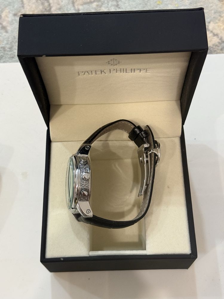 Продам совсем новую часы Patek Philippe