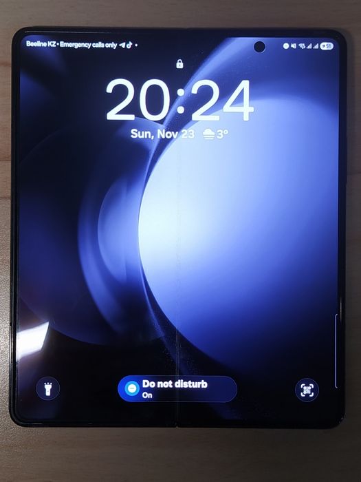 Galaxy Z Fold5 • 1 TB