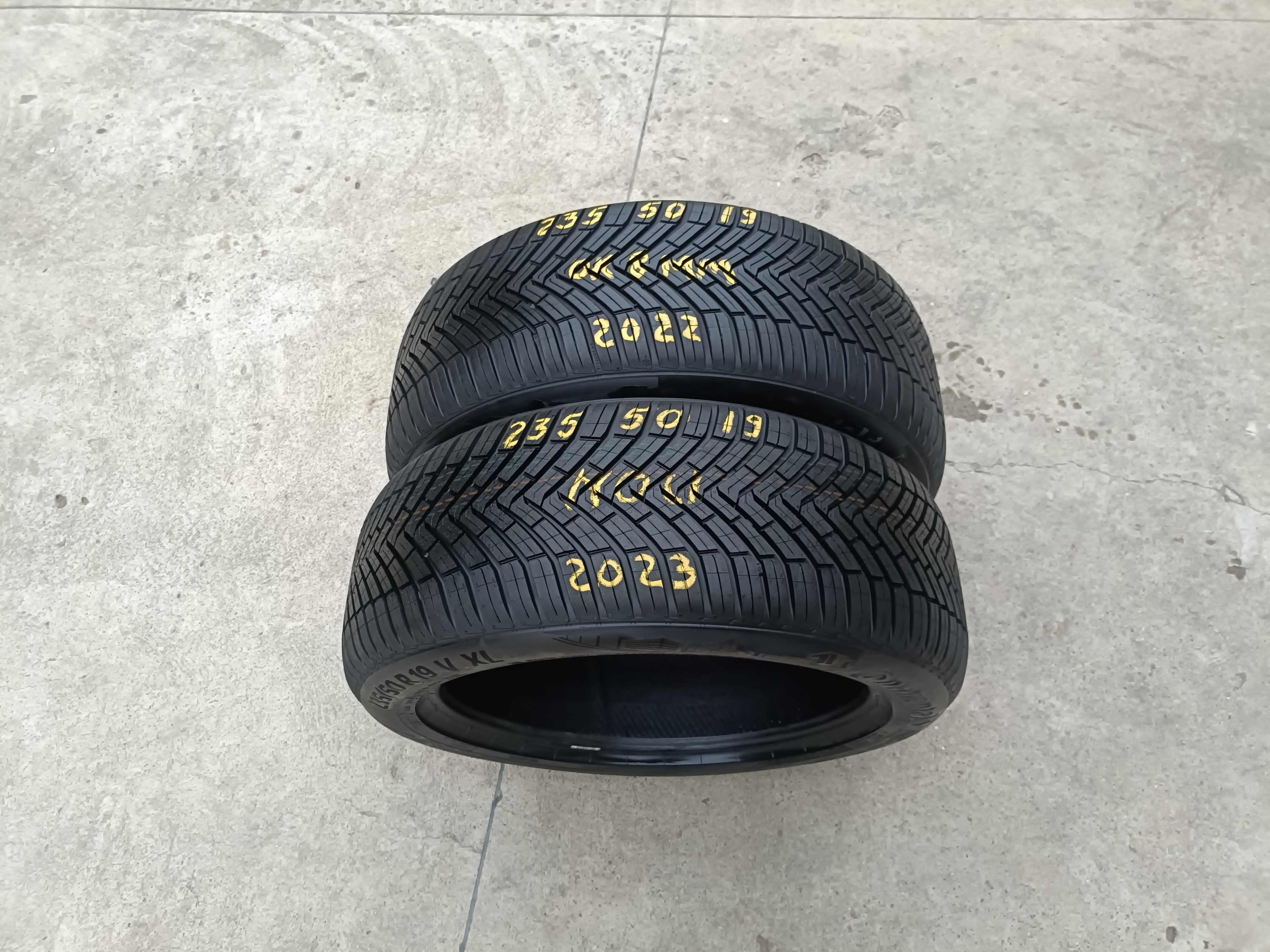 Doua anvelope 235 50 19 continental allseasoncontact 8 mm dot 2022