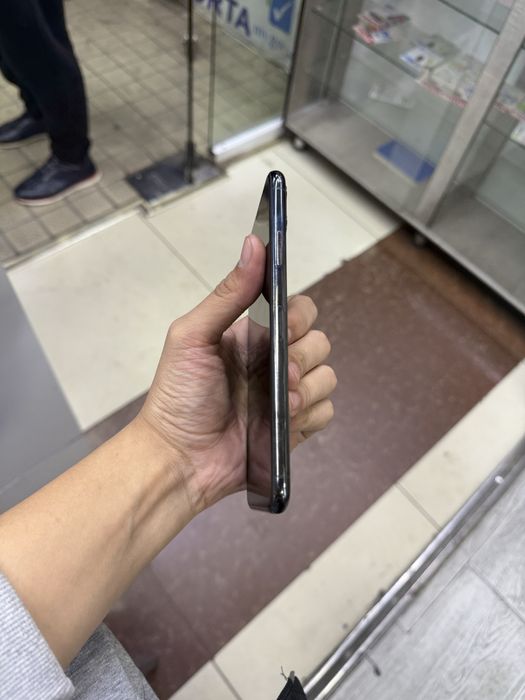 iphone 11 Pro max 64Gb
