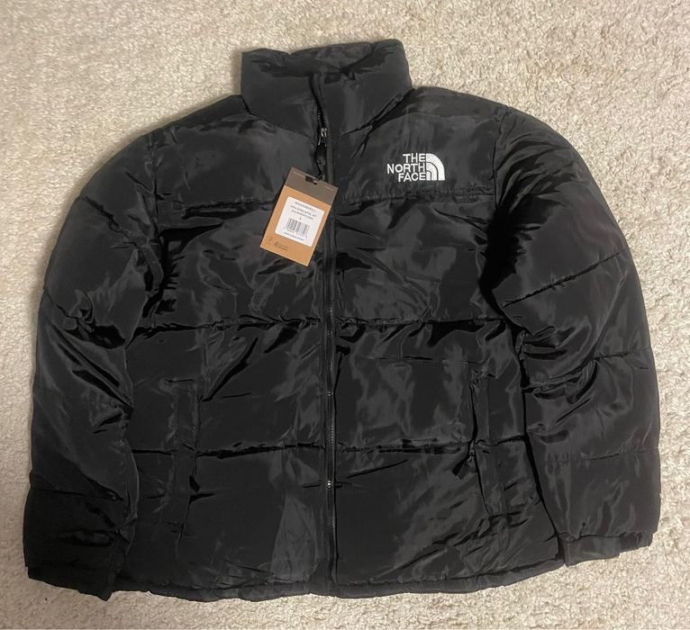 Geaca The Northface L nou nouta cu eticheta