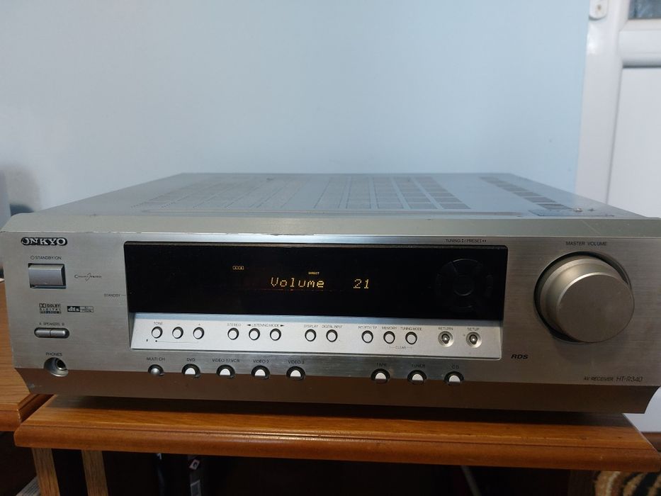 Amplificator Onkyo HT-R340 6x 100W, Radio, Optic, iesire subwoofer