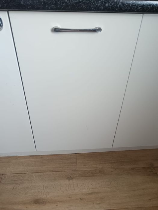 Продам посудомоечную машину