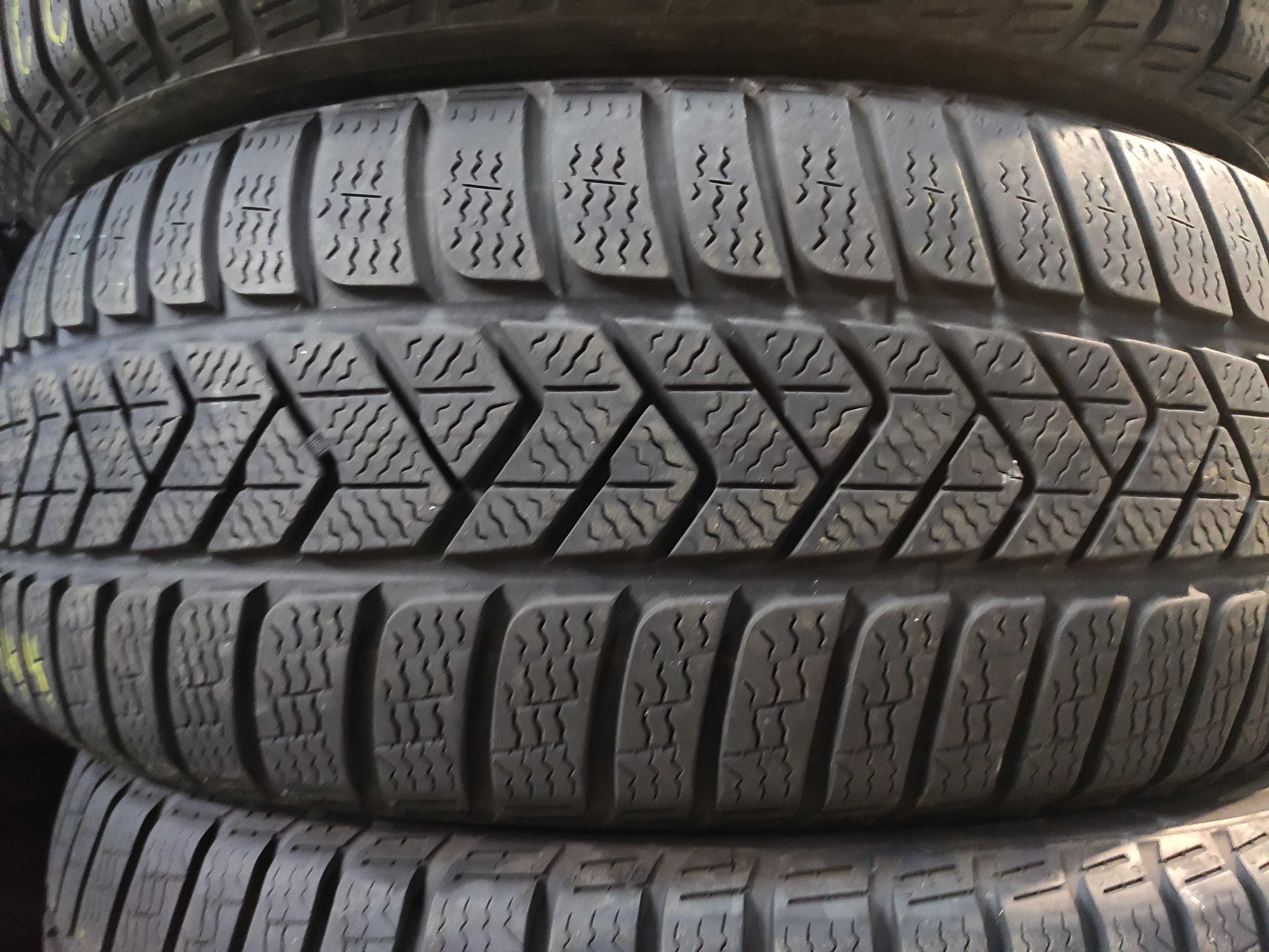 4бр Зимни Гуми 225 50 18 - Pirelli