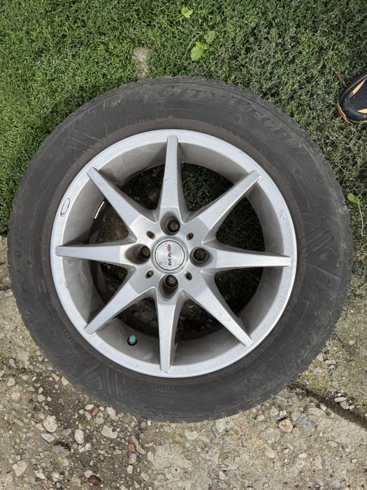 Cauciucuri cu jante de aliaj 4x100