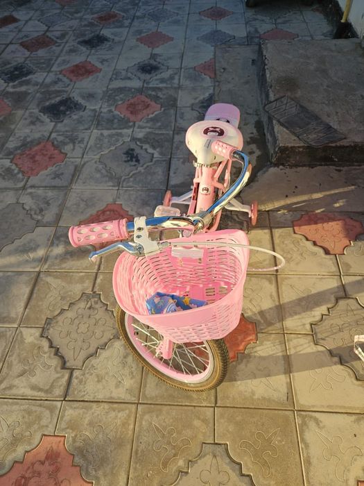 Продаётся велосипед для девочек