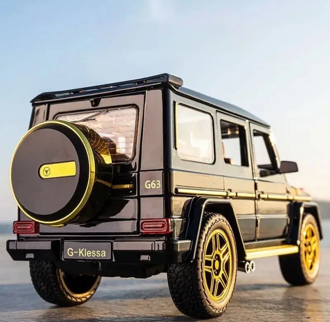 Коллекционная модель автомобиля G63 AMG игрушечная 1:24 гелик