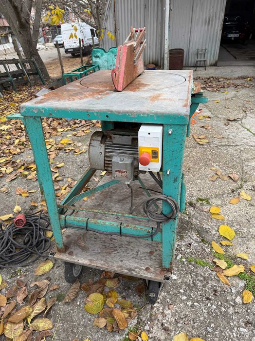 Циркуляр на трифазен ток