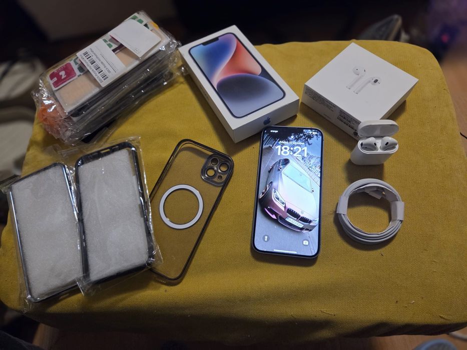 Iphone 14 PLUS 256 GB blue AIRPODS 2 ca si nou