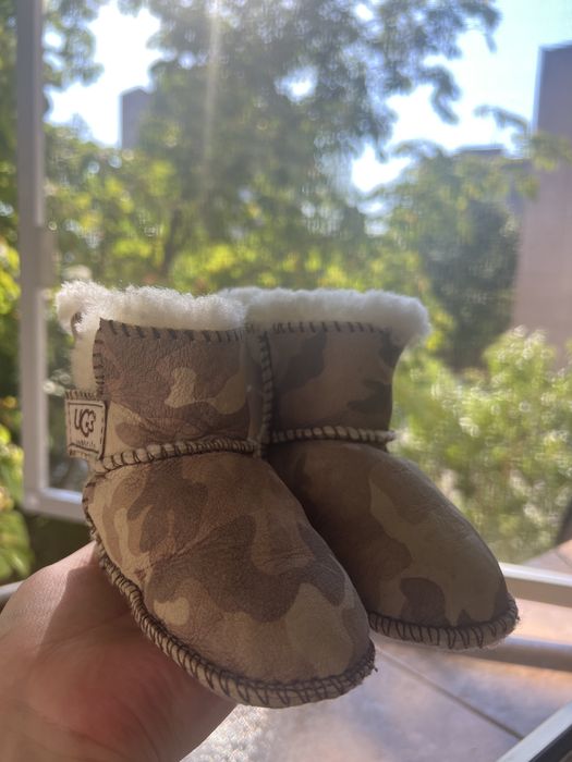 Ugg uri bebelusi, masura M