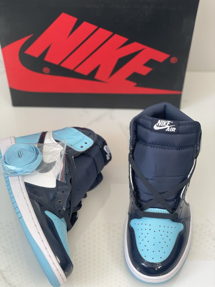 Air Jordan 1 Retro High UNC Patent Blue