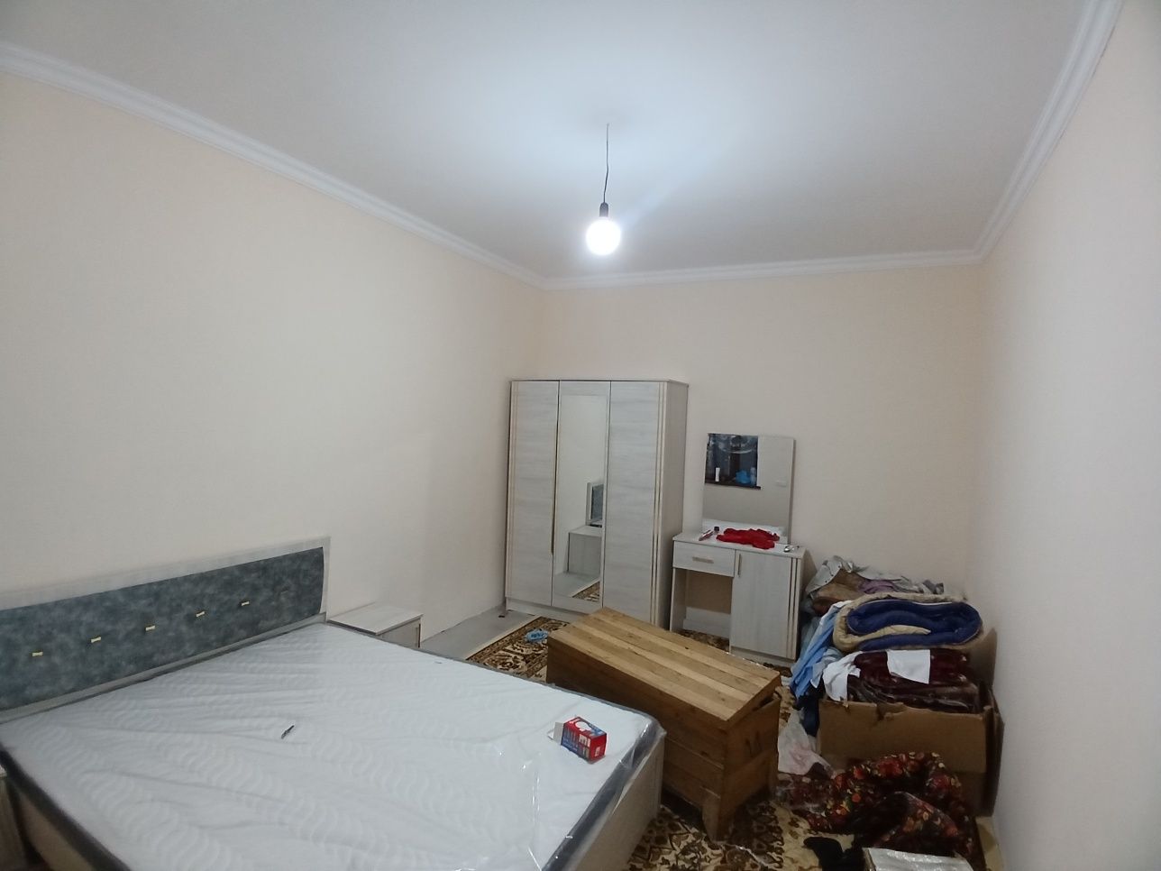 Uy sotladi Yangiyoʻl kalilinda 34 maktab oldida  8.8 soʻtix 4 xona