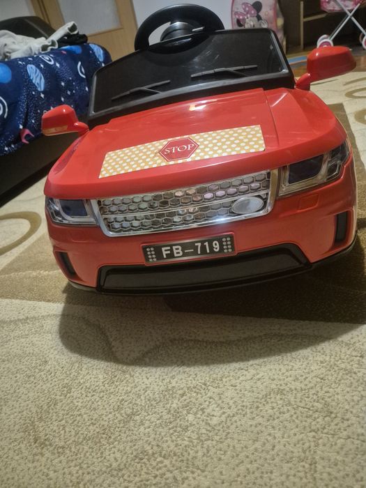 Mașinuța electrica rosie copii