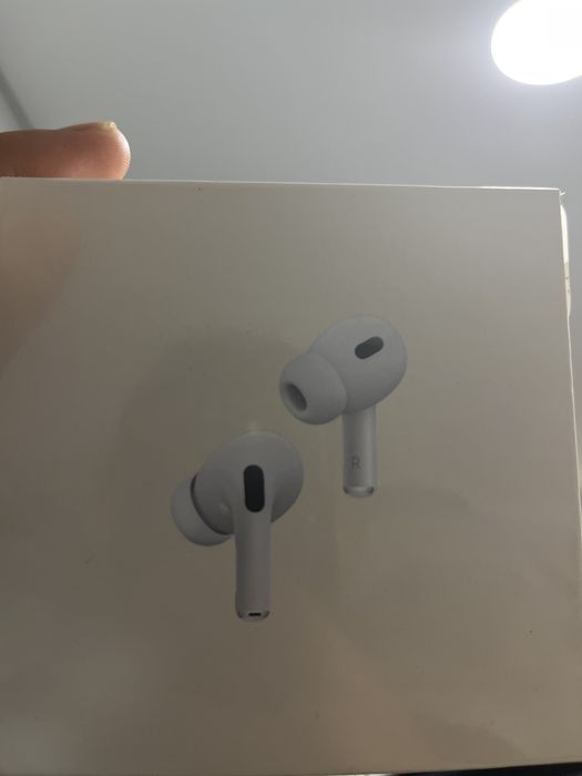 AirPods Pro сатамын новый Примия сапада  1+1 акциямен алғанмын