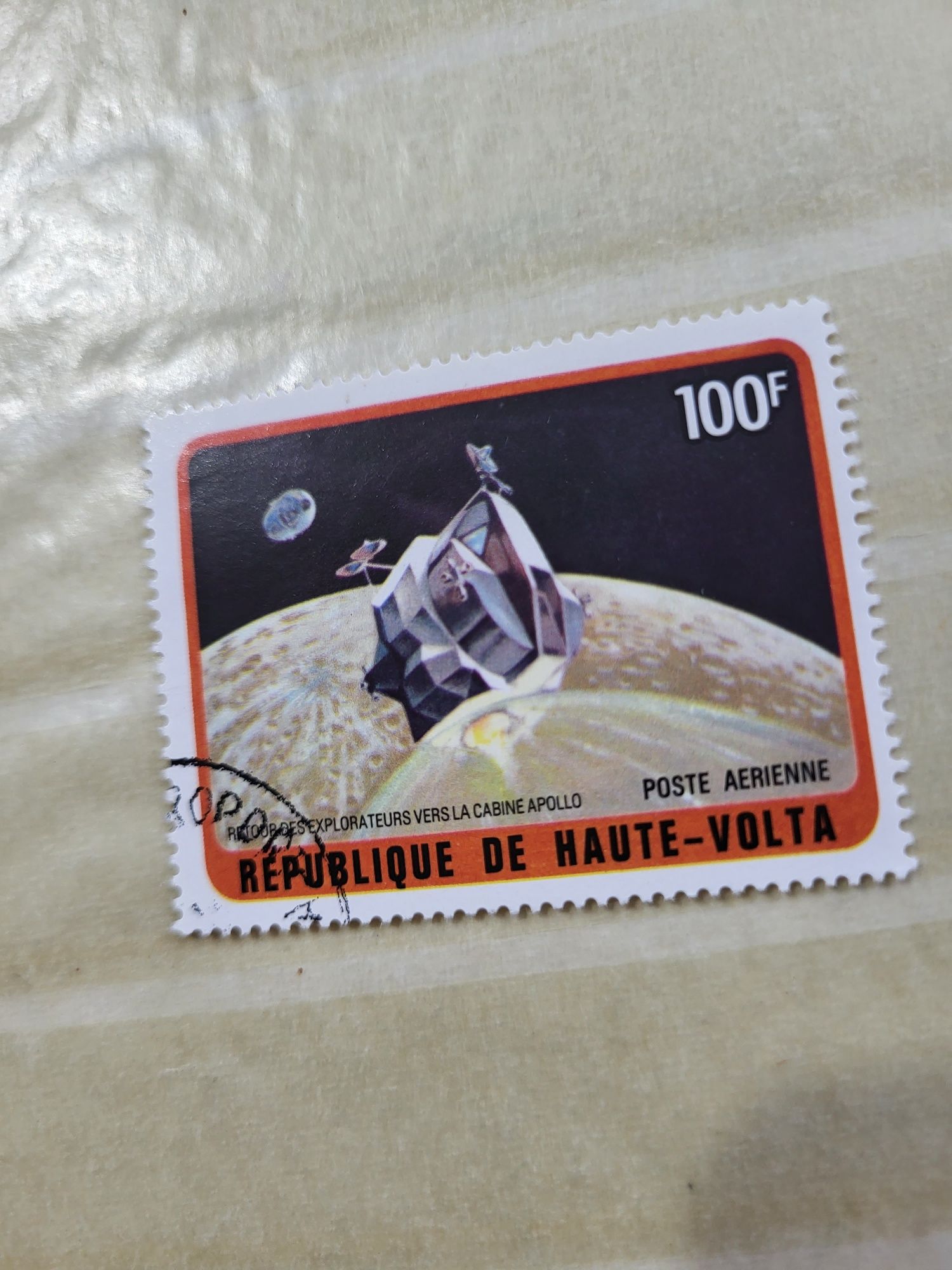 Serie timbre spațiale