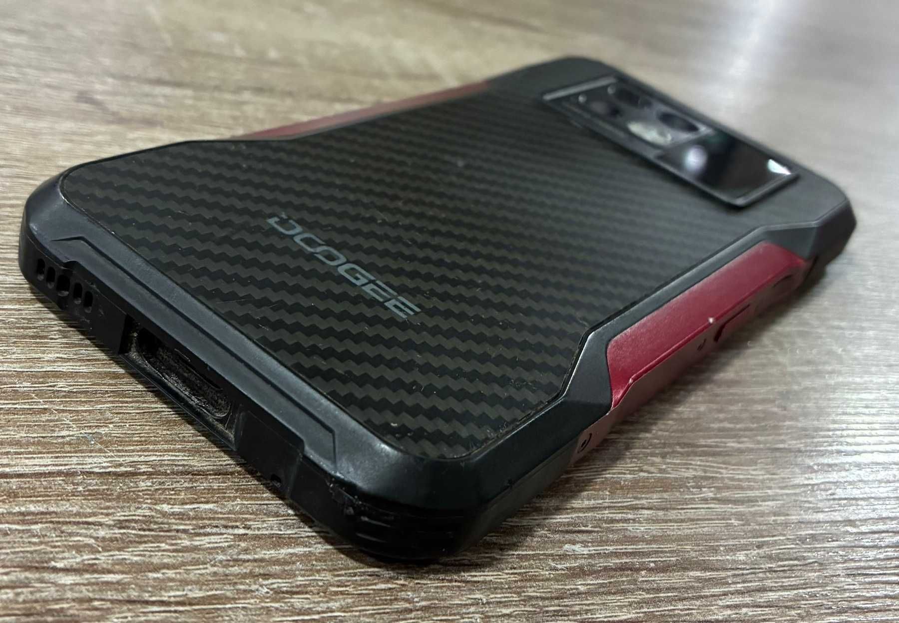 Телефон DOOGEE V20  256/8gb