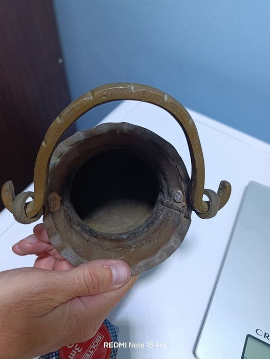 Старо менче 
С видни следи от патина по гравюрите 
Менчето е медно 
А