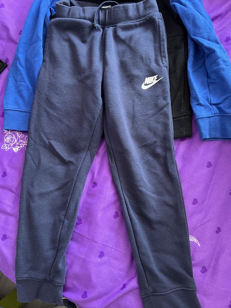 Hanorac și pantaloni Nike