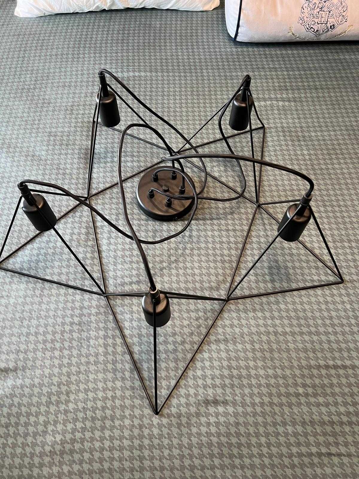 Lustra pentagrama