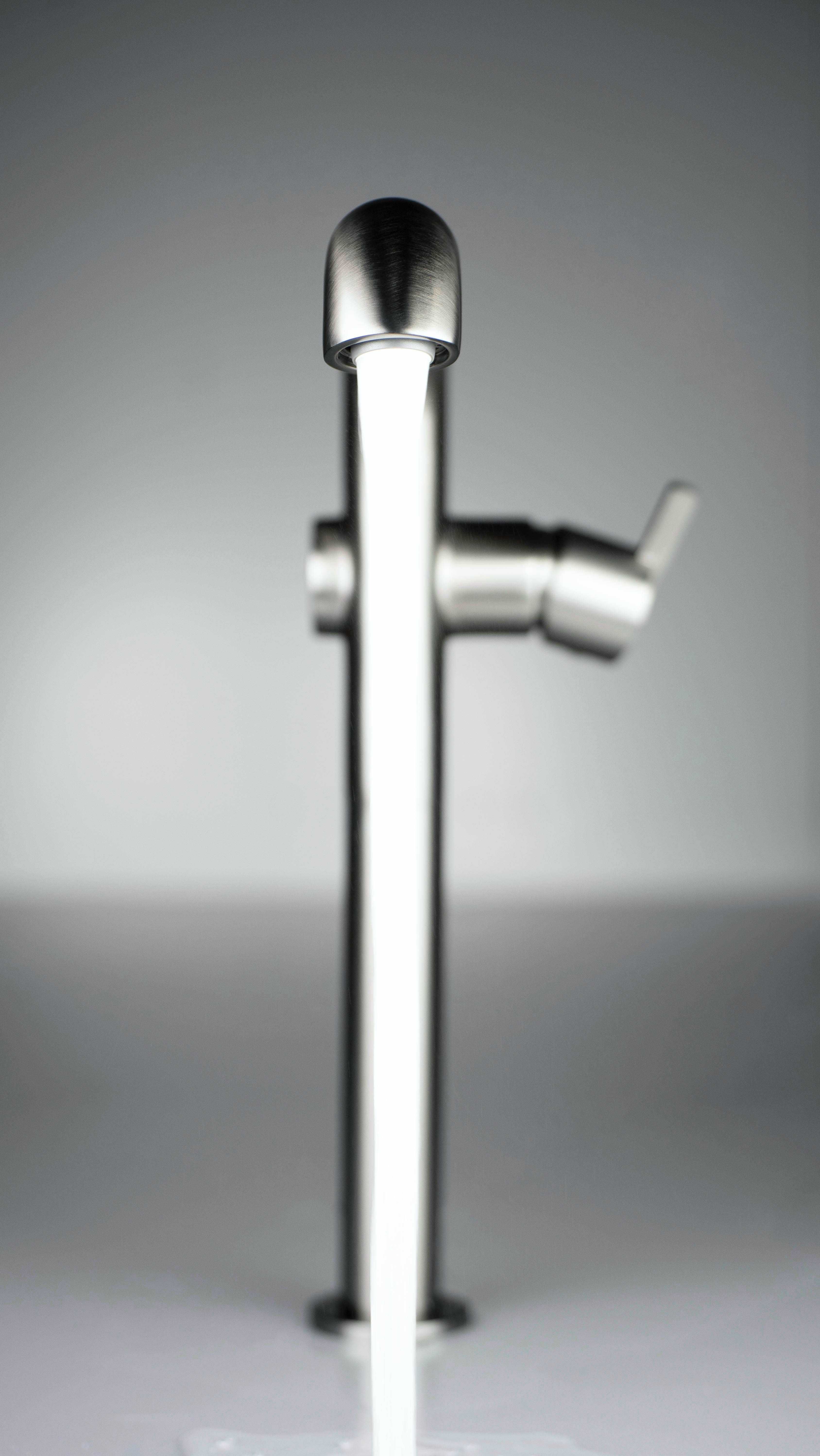 Титаниев висок стоящ смесит мивка Баня Silia Titanium Side L BQS_D24K