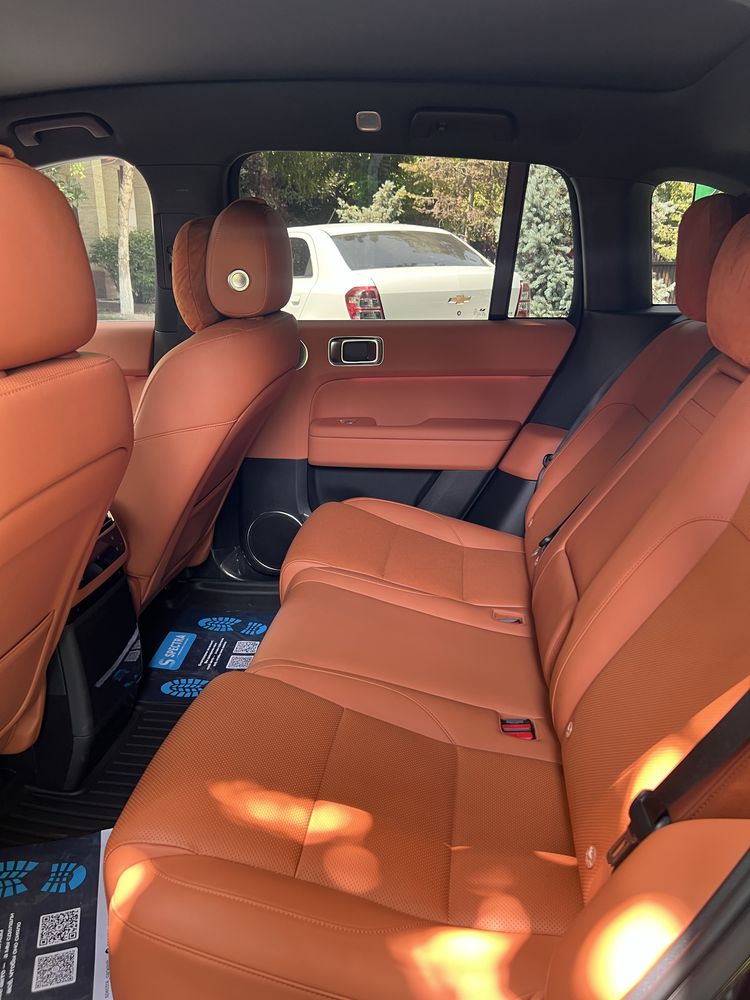 Продается автомобиль LiXiang L6 Max