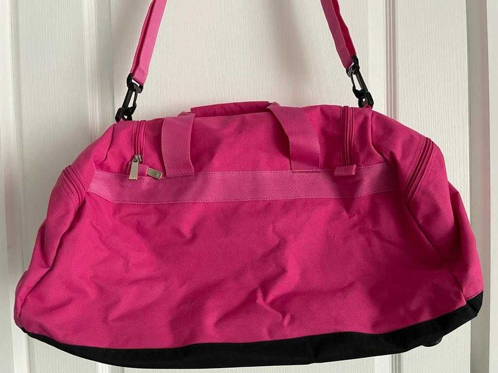 Reebok geanta voiaj sport roz pink