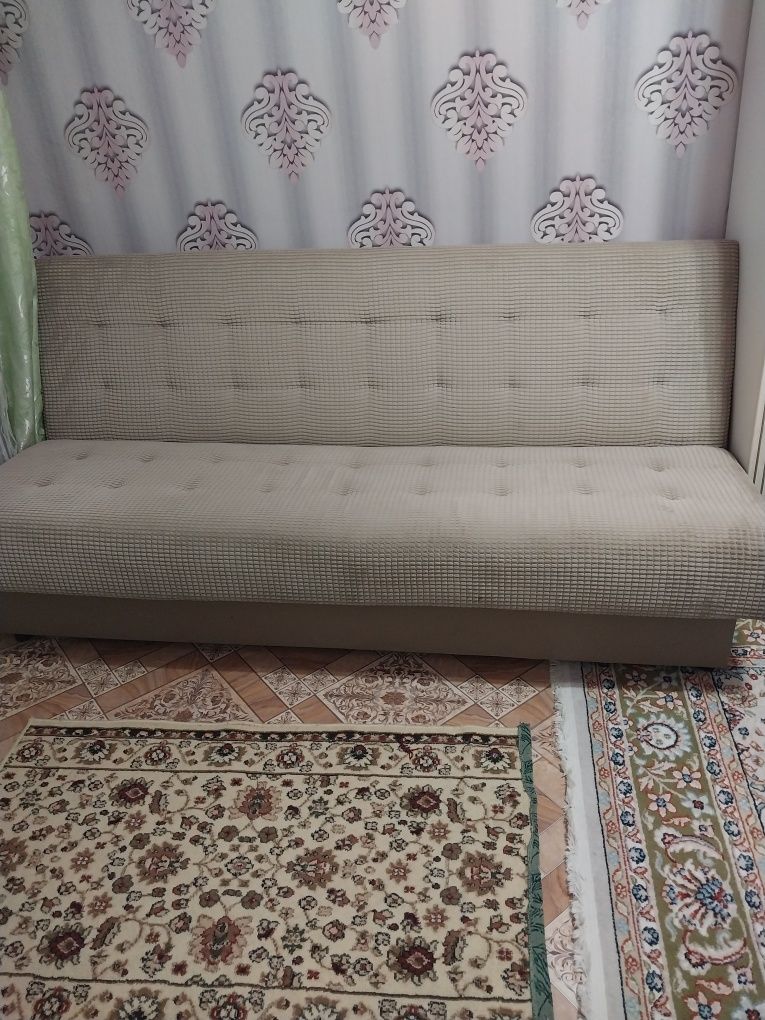 Продаётся диван, состояние хорошее