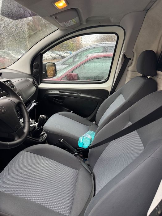 Продавам Peugeout Bipper 2017