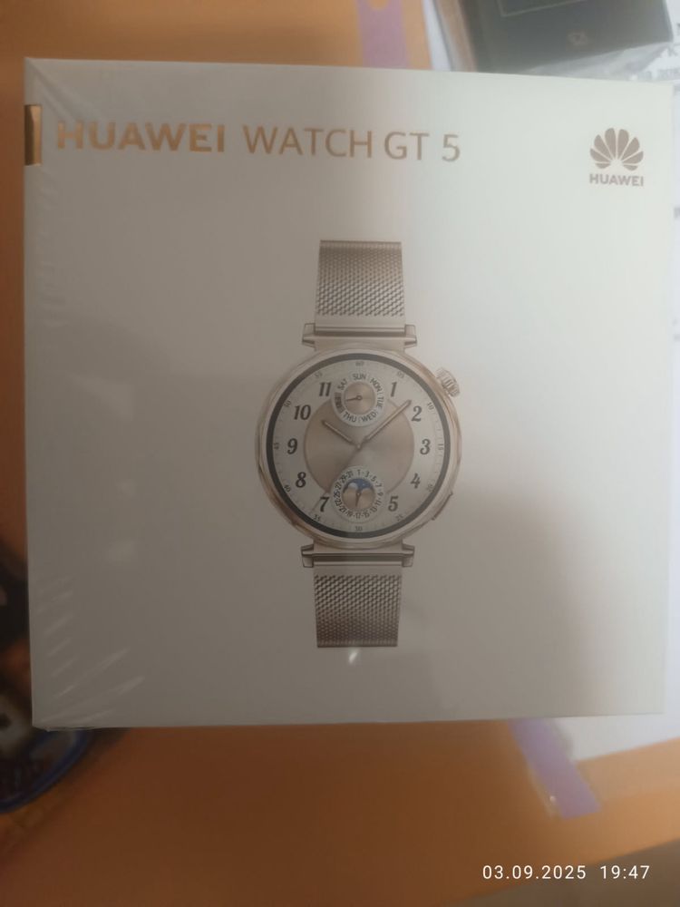 Huawei Watch GT 5 41mm Gold Milanese Strap – Нов, запечатан