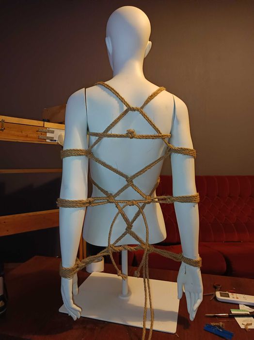 Шибари Скулптура/инсталация