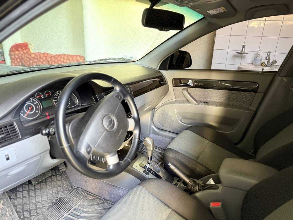 Chevrolet Gentra 3 позиция автомат пробег 43000 Цена 13900$