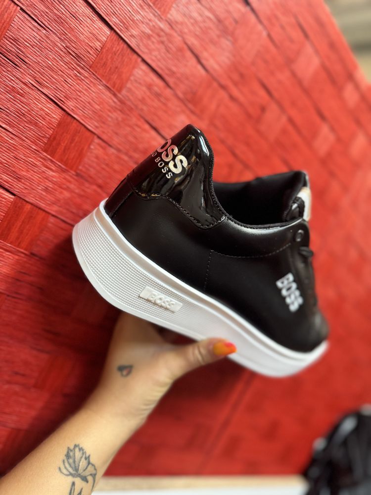 Adidasi Hugo Boss*calitate premium*