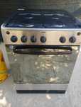 Aragaz inox Zanussi/550 lei