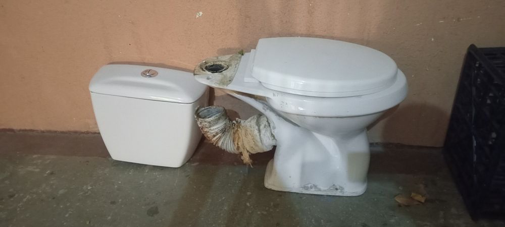 Унитаз нормальный