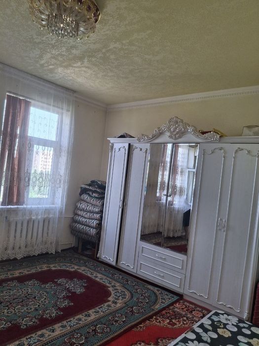 Продаётся 2 ком квартира без посредников.