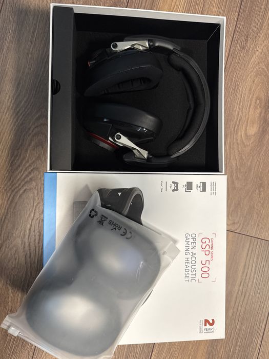 Геймърски слушалко Sennheiser G500