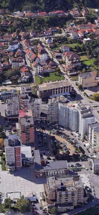 Inchiriez apartament o camera in centru!