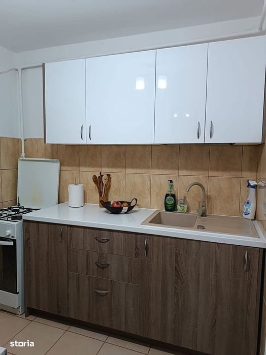 cv 54 Macului, apartament 3 camere decomandat