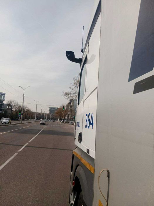 Паровоз Mercedes actors 2542, год выпуска 2020г