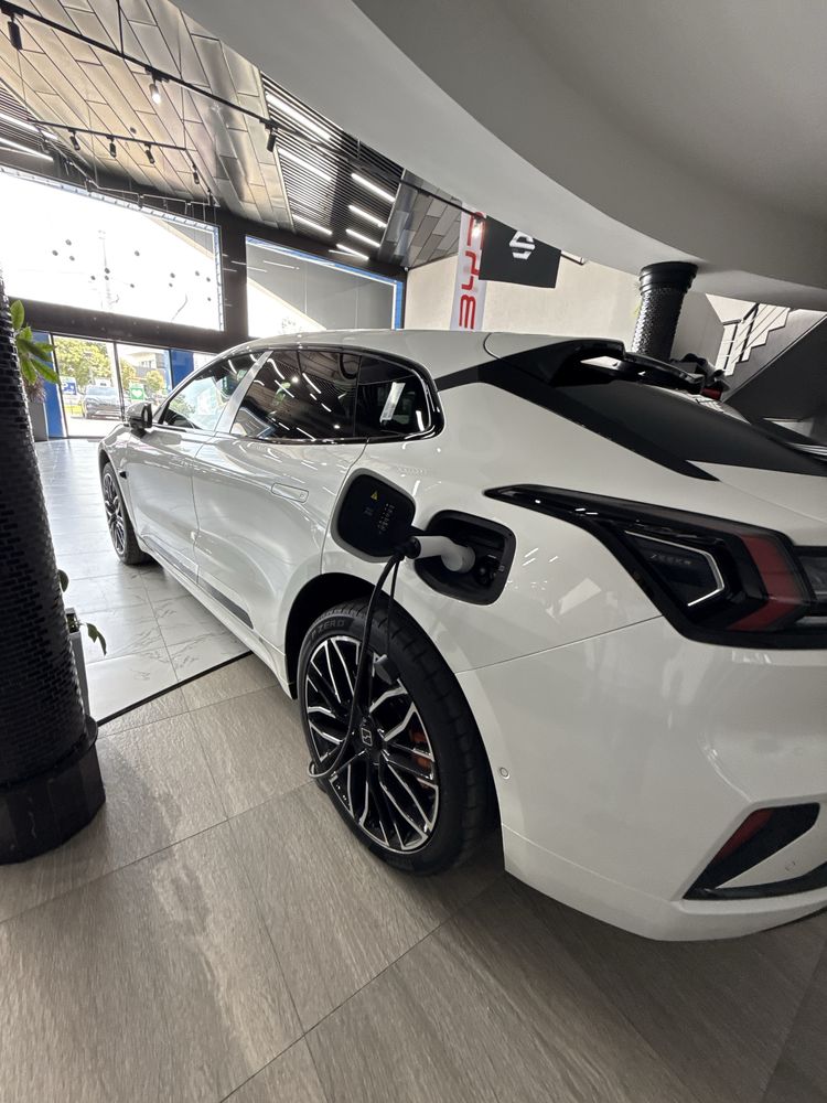 ZEEKR 001 Z/Sport SROCHNA!!!